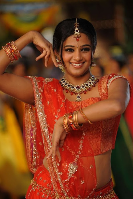 priyamani in saree from pravarakhyudu unseen pics